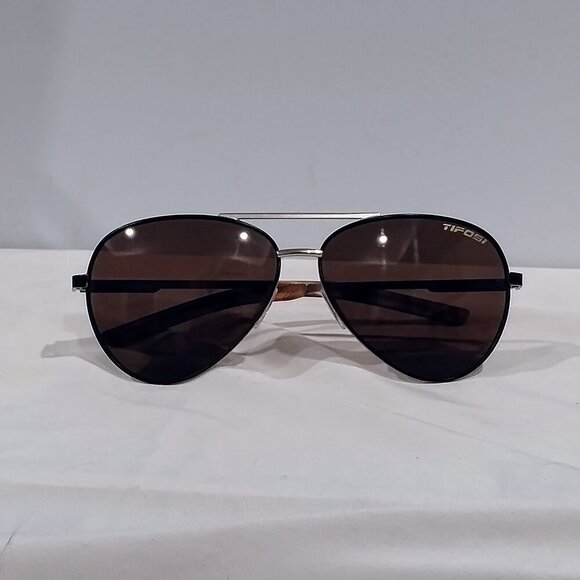 Tifosi "Schwae" Aviator Tangle Free Sunglasses BPO0125 - Picture 1 of 8
